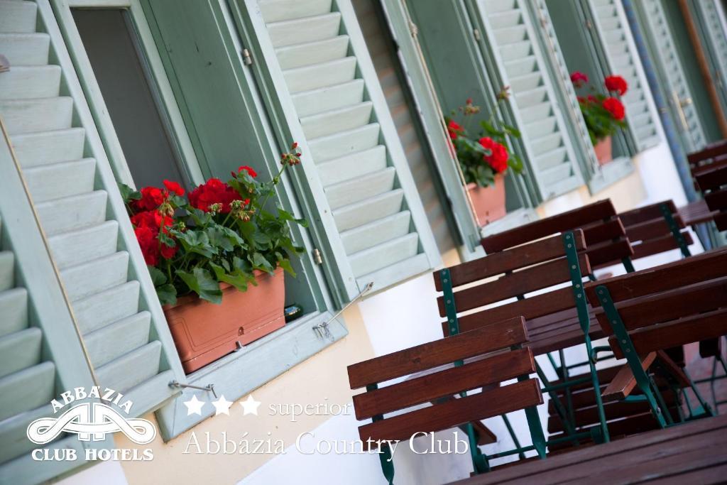Hotel Abbazia Country Club à Nemesnép Extérieur photo